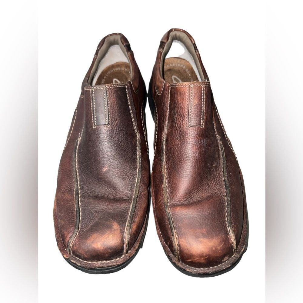 Clark’s Slip On Shoes Size 11